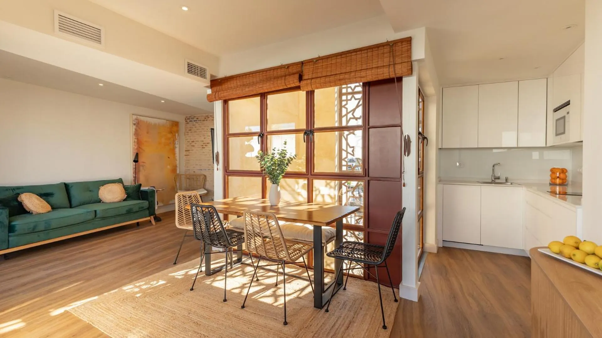 Duplex Con Terraza Privada Y Vistas A La Catedral Apartment Seville Spain