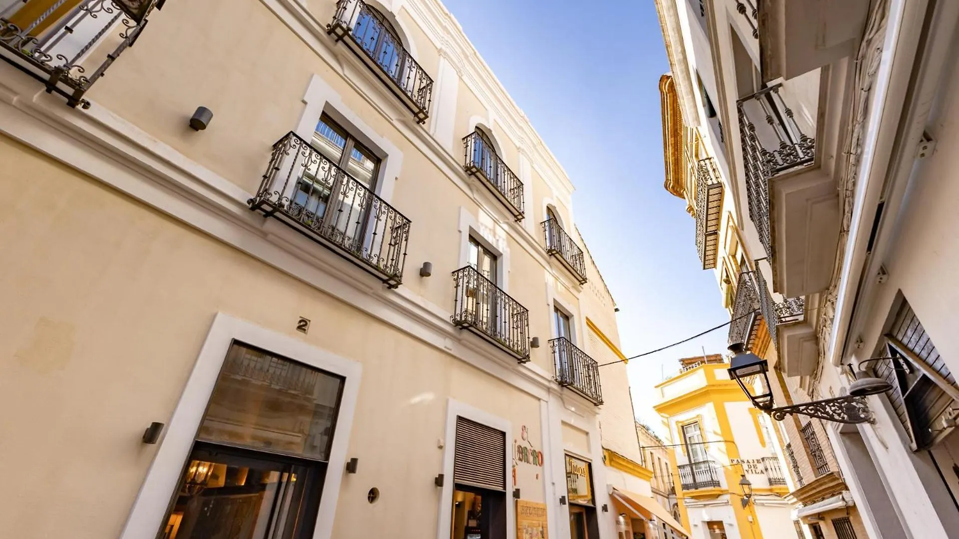 Duplex Con Terraza Privada Y Vistas A La Catedral Apartment Seville